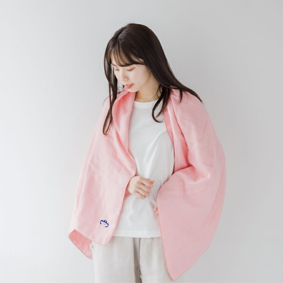 クムコ×ドラゴンズ ドアラの刺繍入り 6重ガーゼひざ掛け | おもてなし